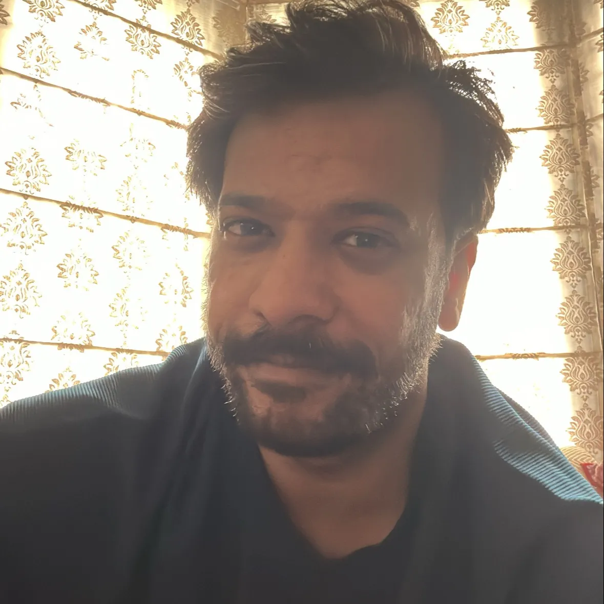 Actor, writer, theatre maker, acting coach, voice over artist