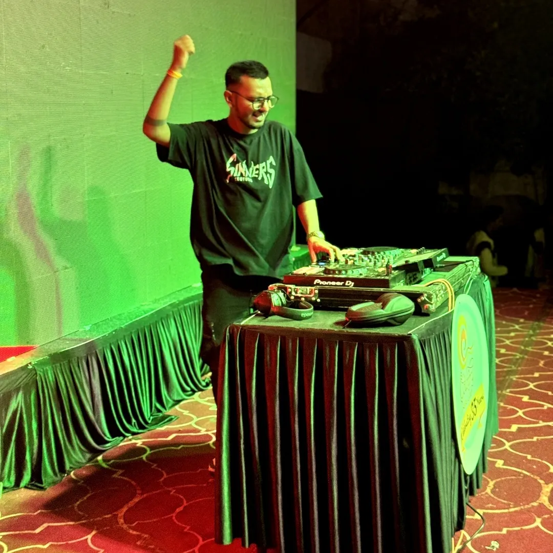 Dj