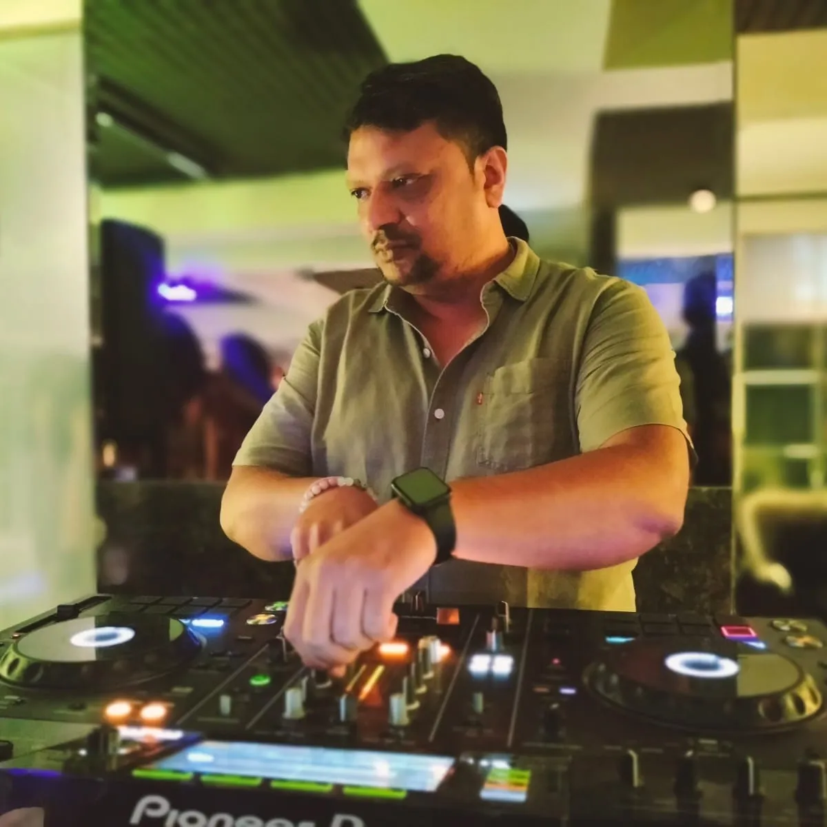 Dj Naren