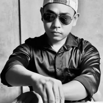DJ