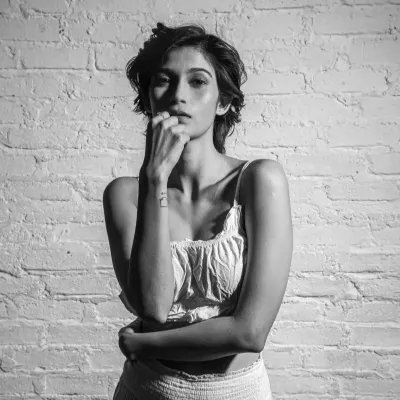 CREATING VISUALLY APPEALING IMAGERY FILLED WITH DRAMATIC MOODS & EMOTIONS.