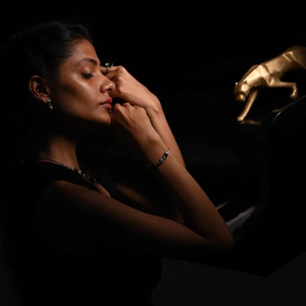 MODEL- Jewellery