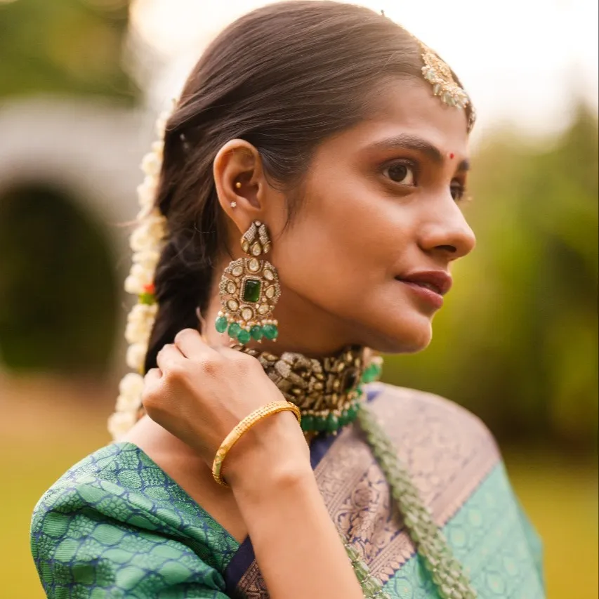 MODEL- Fashion and Jewellery 