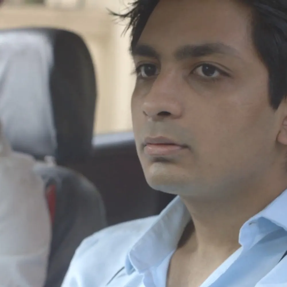 Ek Ladki Bheeghi Bhaaghi Si