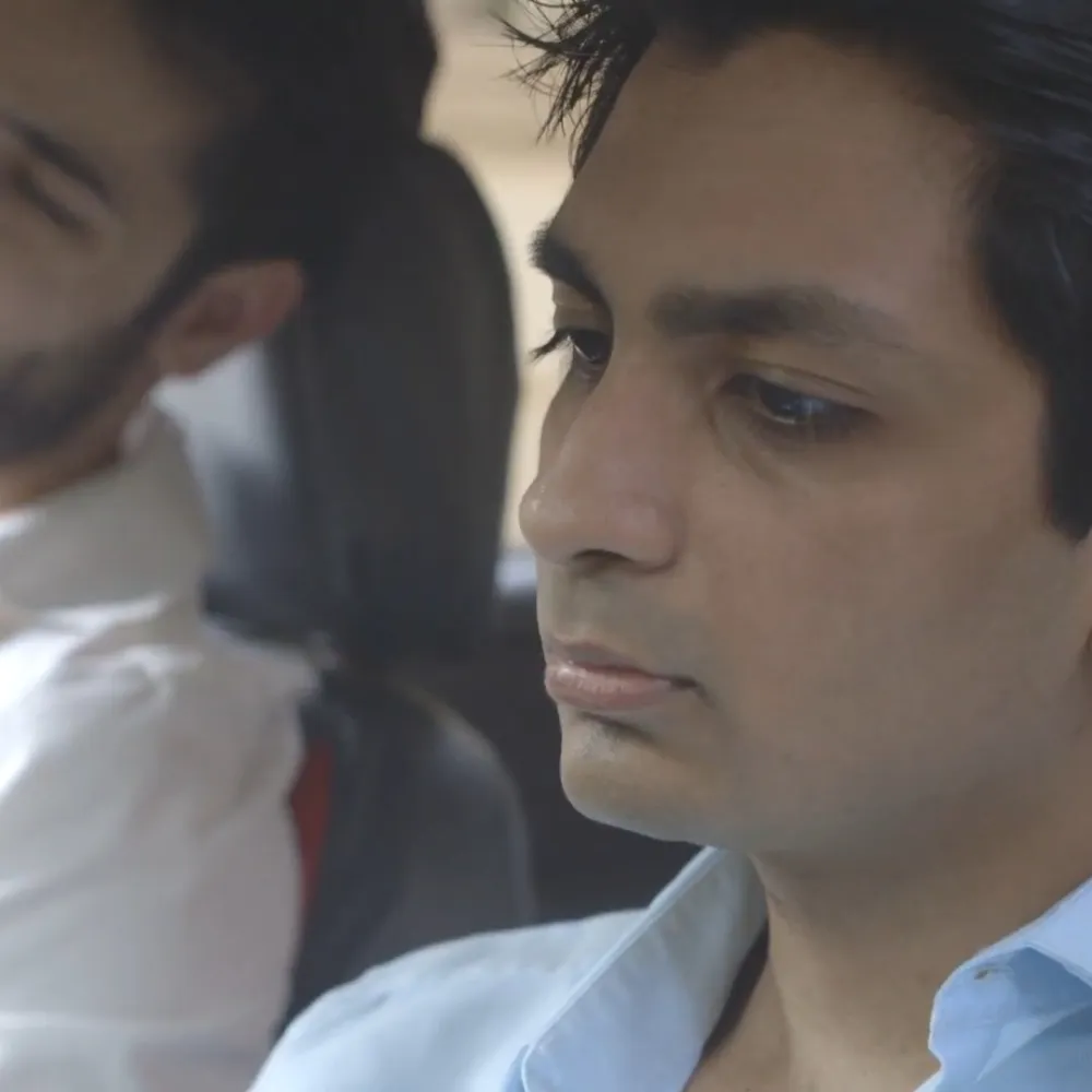 Ek Ladki Bheeghi Bhaaghi Si